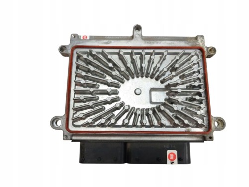 KOMPUTER STEROWNIK SILNIKA VOLVO S40 II (2004-2007) 2.4 I P30729800 279700-