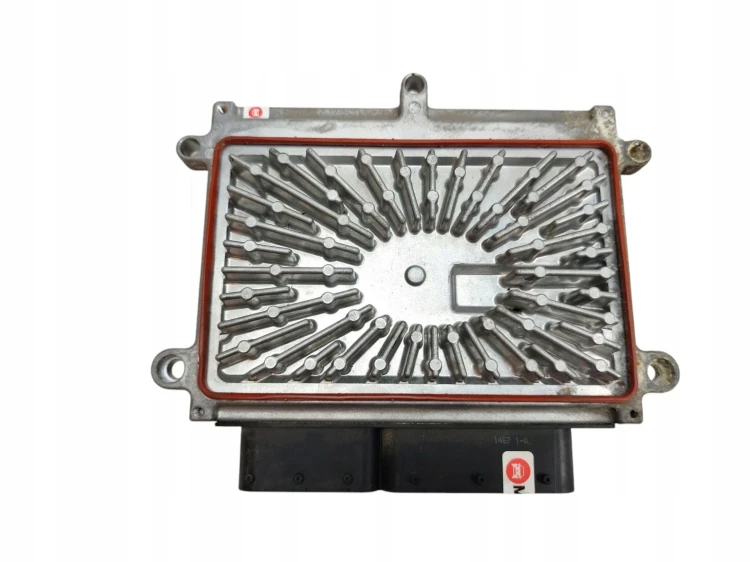 KOMPUTER STEROWNIK SILNIKA VOLVO S40 II (2004-2007) 2.4 I P30729800 279700-