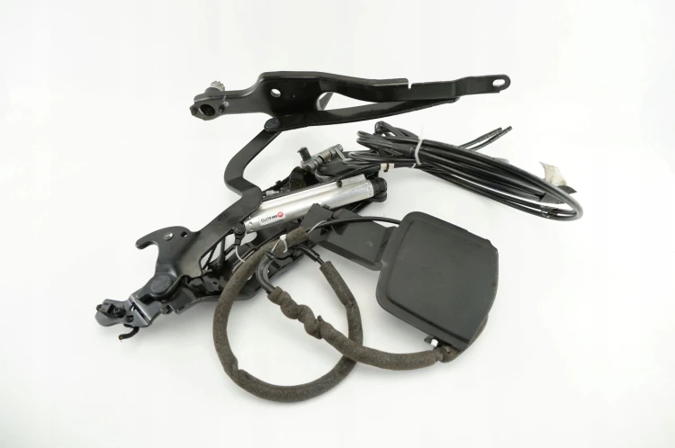 MECHANIZM PODNOSZENIA DACHU KOMPLET BMW E88 2.0 D
