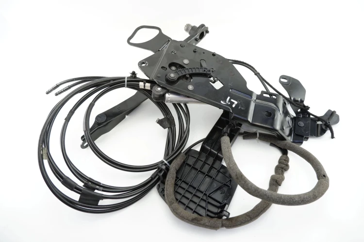 MECHANIZM PODNOSZENIA DACHU KOMPLET BMW E88 2.0 D