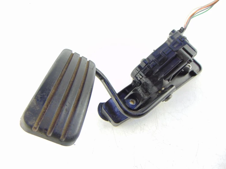 PEDAŁ GAZU POTENCJOMETR RENAULT ESPACE IV LIFT (2006-2014) 8200700381