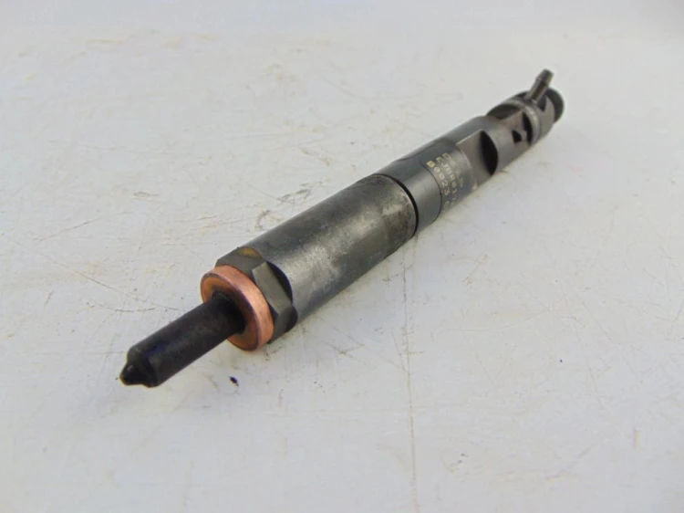 WTRYSKIWACZ RENAULT CLIO III (2005-2009) 1.5 DCI 8200207935