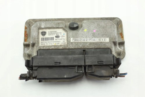 KOMPUTER STEROWNIK SILNIKA LANCIA DELTA III 1.9 JTD 51828381