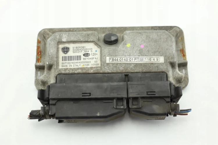 KOMPUTER STEROWNIK SILNIKA LANCIA DELTA III 1.9 JTD 51828381