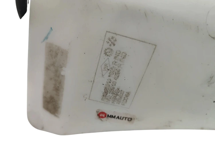 ZBIORNICZEK SPRYSKIWACZY RENAULT CLIO IV (2012-2016) 289107623R