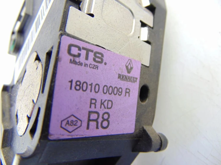 PEDAŁ GAZU POTENCJOMETR RENAULT MEGANE III (2008-2013) 1.9 DCI 180100009R