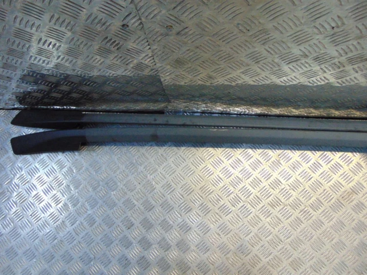 RELINGI DACHOWE VOLVO XC90 (2002-2006)