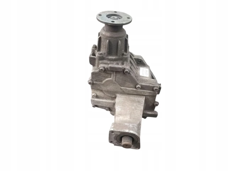 MOST DYFER PRZÓD HYUNDAI TUCSON I (2004-2010) Y060300441