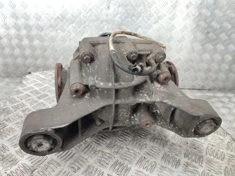 DYFERENCJAŁ MOST TYŁ VOLKSWAGEN TOUAREG 4460310018