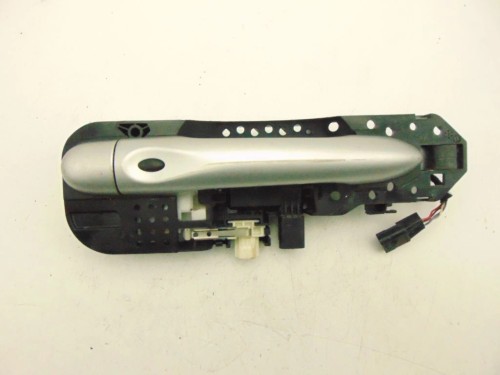 KLAMKA ZEWNĘTRZNA PRAWY PRZÓD RENAULT MEGANE III (2008-2013) 1.9 DCI