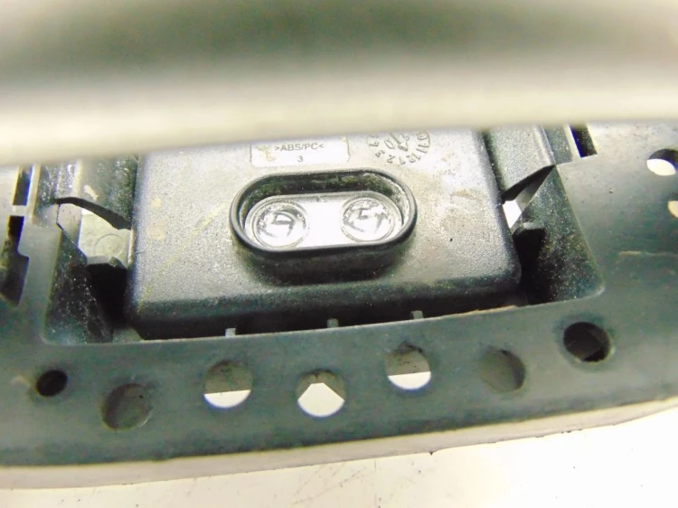 KLAMKA ZEWNĘTRZNA PRAWY PRZÓD RENAULT MEGANE III (2008-2013) 1.9 DCI