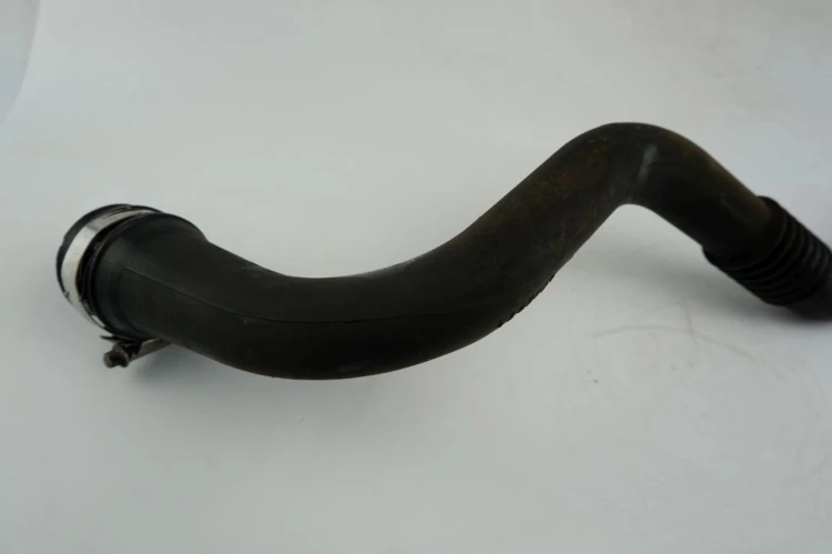 PRZEWÓD INTERCOOLERA RENAULT MEGANE II (2002-2005) 1.5 DCI 8200208708