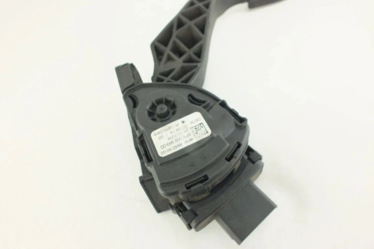 PEDAŁ GAZU POTENCJOMETR PEUGEOT 207 (2006-2009) 9681844080