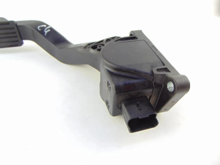 PEDAŁ GAZU POTENCJOMETR CITROEN C4 I (2004-2008) 1.4 16V 9680565880