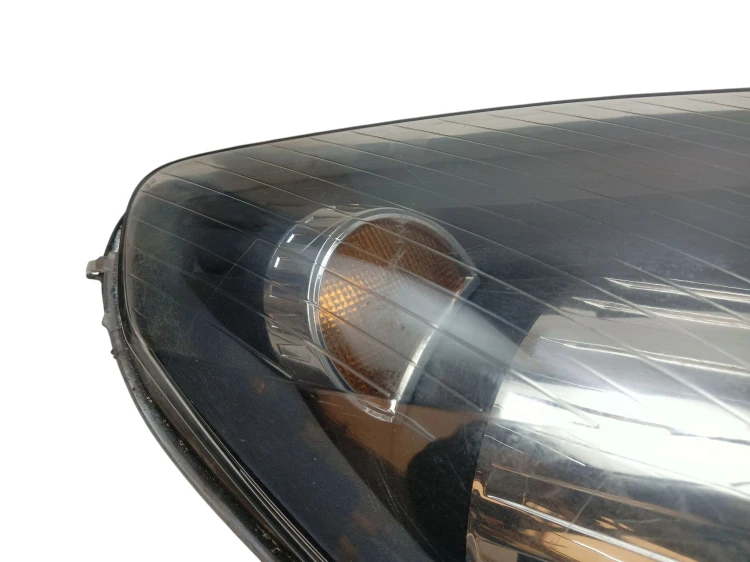 LAMPA PRAWY PRZÓD OPEL ASTRA H (2004-2006) 1.7 CDTI 100KM 93178636