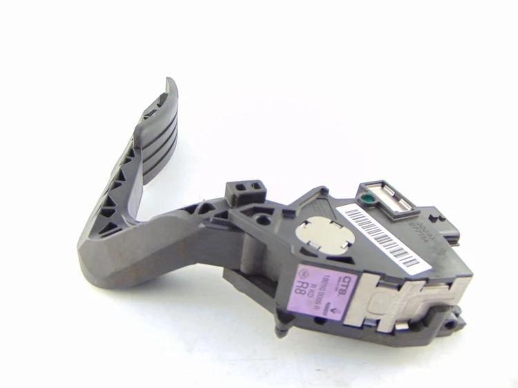 PEDAŁ GAZU POTENCJOMETR RENAULT MEGANE III (2008-2013) 1.9 DCI 180100009R