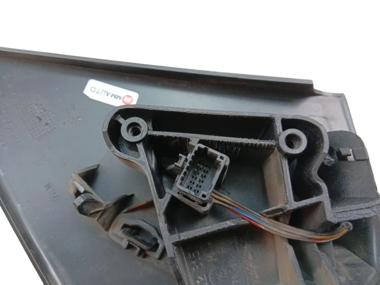 LUSTERKO PRAWE RENAULT MEGANE III LIFT (2013-2016) 1.2 TCE 115KM