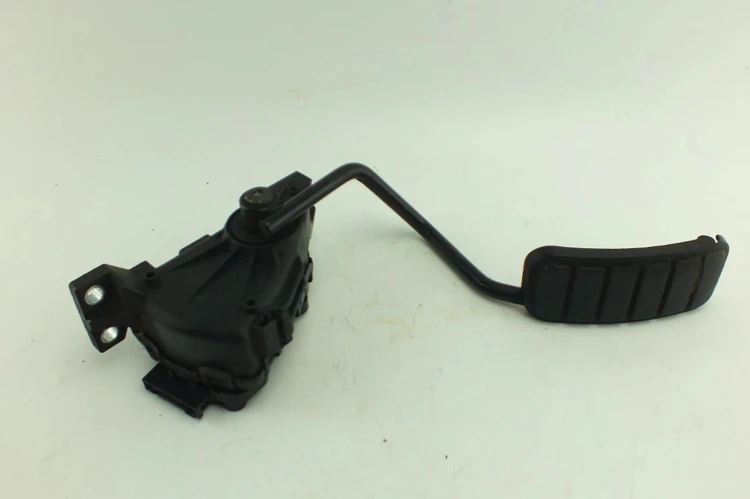 PEDAŁ GAZU POTENCJOMETR RENAULT VEL SATIS (2002-2009) 2.2 DCI 8200004938