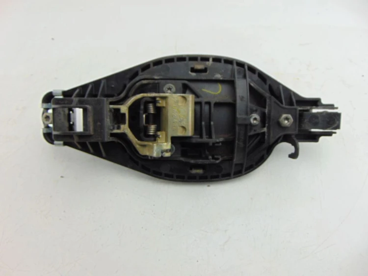 KLAMKA ZEWNĘTRZNA PRAWY PRZÓD LAND ROVER RANGE ROVER III(2001-2012) 3.0D 17