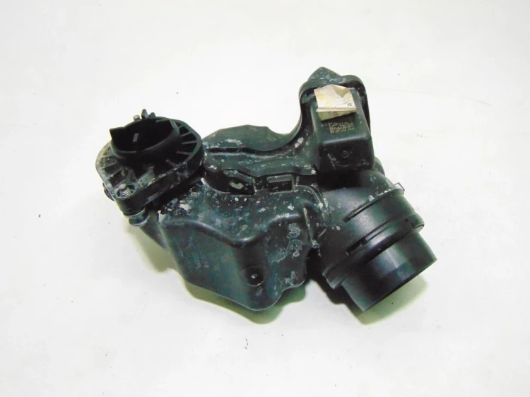 RURA DOLOT POWIETRZA VOLKSWAGEN GOLF VII 05E129656