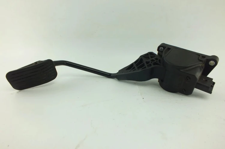 PEDAŁ GAZU POTENCJOMETR CITROEN BERLINGO II (2003-2010) 1.6 HDI 9655467180