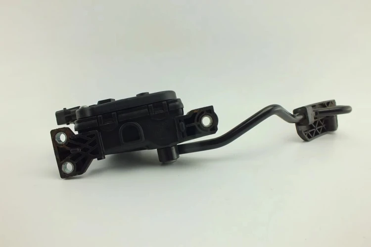 PEDAŁ GAZU POTENCJOMETR NISSAN PRIMERA P12 1.8 16V 18002AU410