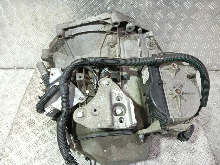 SKRZYNIA BIEGÓW PEUGEOT 207 (2006-2009) 1.4 16V 88KM 20CQ30