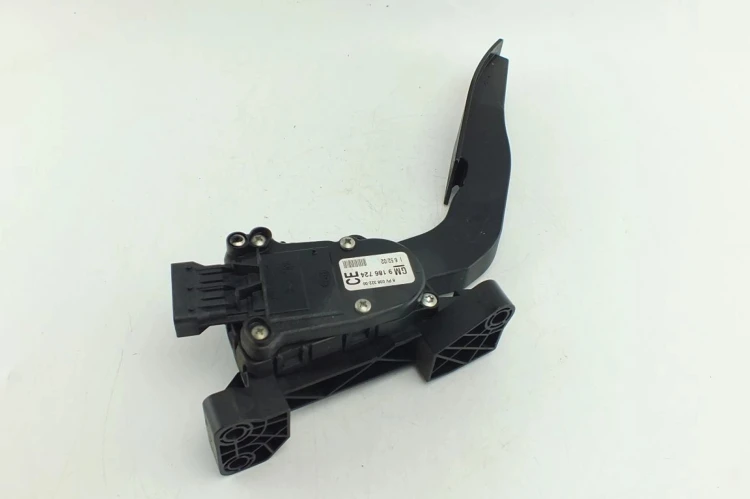 PEDAŁ GAZU POTENCJOMETR OPEL VECTRA C(2002-2008) 1.8 16V 9186724