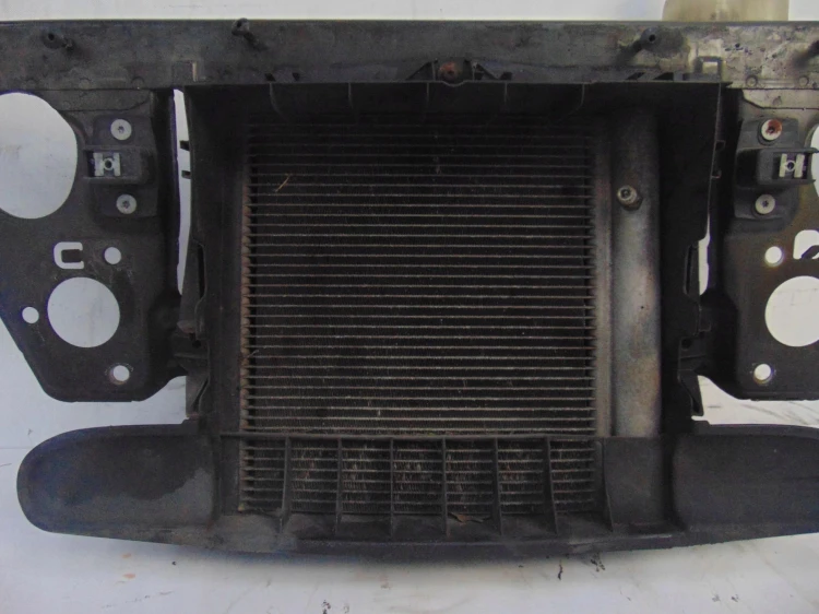 PAS PRZEDNI CHŁODNICE WENTYLATOR SMART FORTWO 600 BENZ 0003127