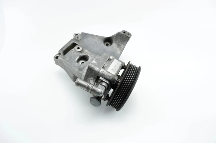 POMPA WSPOMAGANIA OPEL VECTRA B LIFT 90502550
