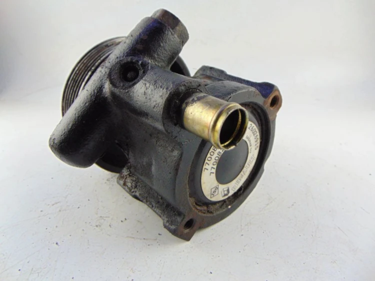 POMPA WSPOMAGANIA RENAULT LAGUNA I LIFT 2.0 16V 7700823735F
