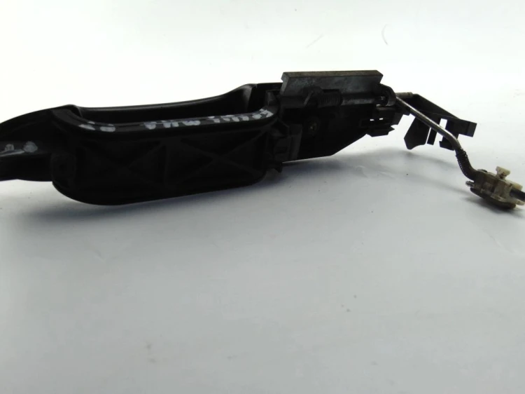 KLAMKA ZEWNĘTRZNA PRAWY TYŁ FORD FOCUS MK1 LIFT (2001 -2004) 1.8 TDCI 100HP