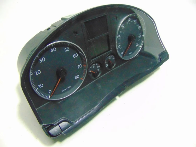 LICZNIK VOLKSWAGEN GOLF V 1.9 TDI 1K0920950K