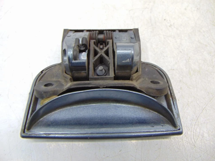 KLAMKA ZEWNĘTRZNA PRAWY PRZÓD CITROEN BERLINGO II (2003-2010) 1.6 HDI