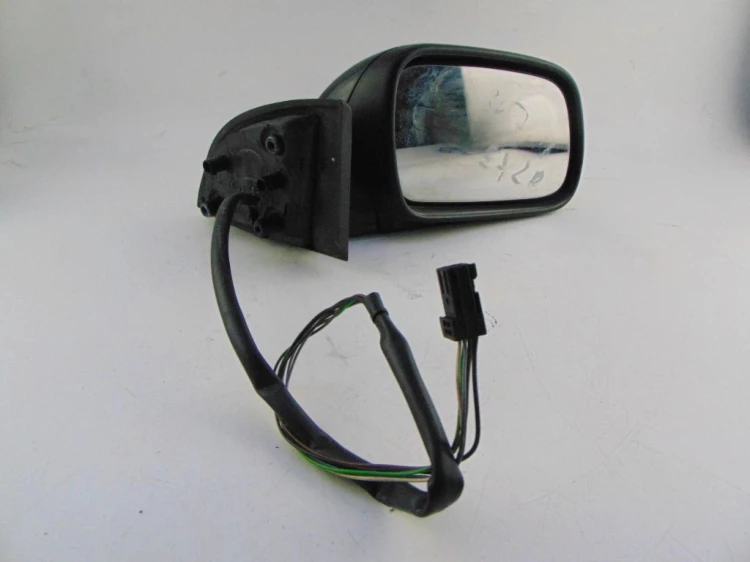 LUSTERKO PRAWE PEUGEOT 307 (2001-2005) 1.6 16V