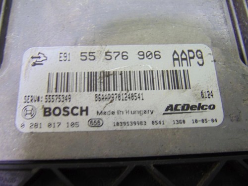 KOMPUTER STEROWNIK SILNIKA OPEL INSIGNIA (2008-2017) 55576906