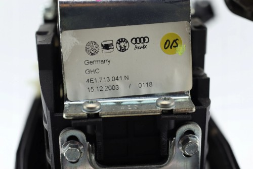 WYBIERAK LINKA BIEGÓW AUTOMAT AUDI A8 D3(2002-2009) 4.0 TDI 4E1713041N