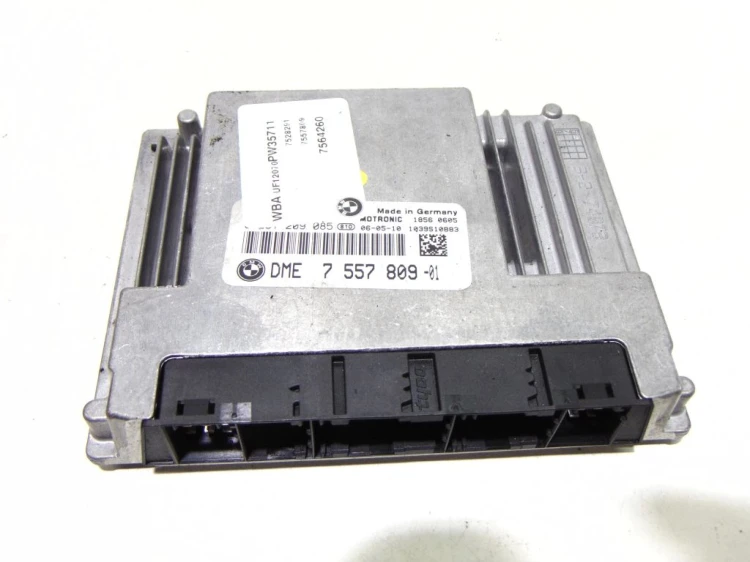 KOMPUTER STEROWNIK SILNIKA BMW E87 7557809-01