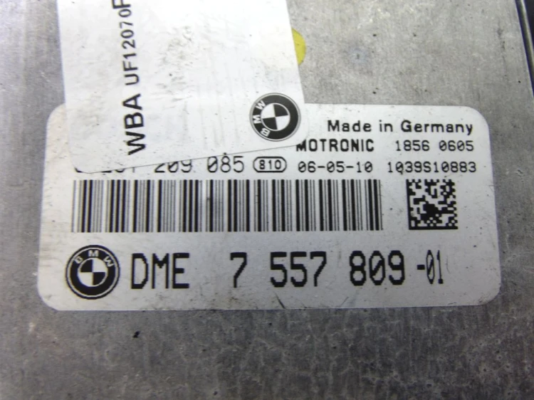 KOMPUTER STEROWNIK SILNIKA BMW E87 7557809-01