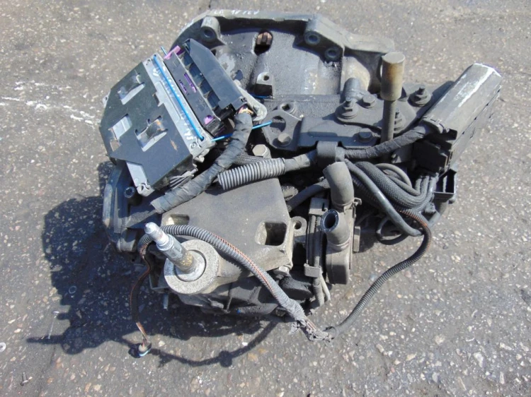 SKRZYNIA BIEGÓW AUTOMAT RENAULT LAGUNA II (2001-2005) DP0068M