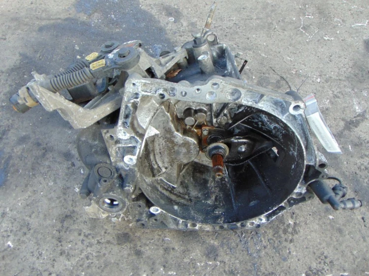 SKRZYNIA BIEGÓW CITROEN XSARA PICASSO LIFT (2004-2008) 20DM62