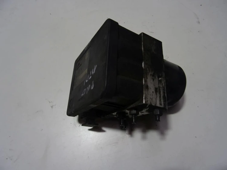 POMPA ABS VOLKSWAGEN POLO IV 6Q0614117C