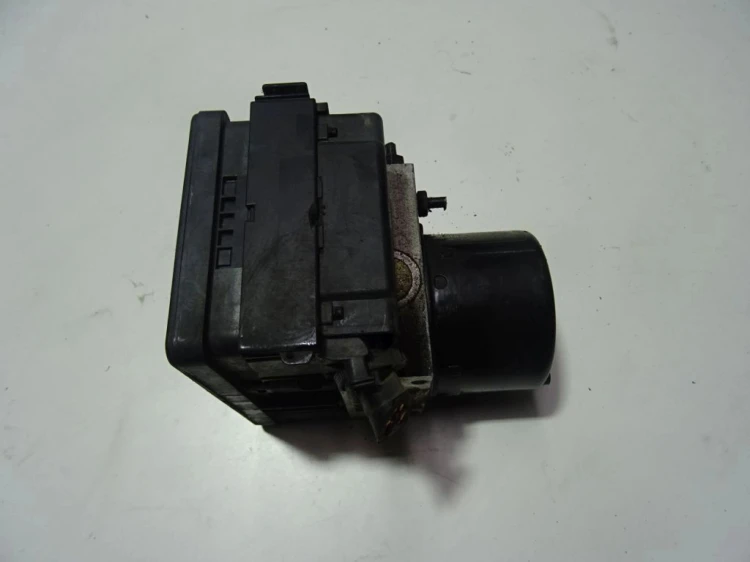 POMPA ABS VOLKSWAGEN POLO IV 6Q0614117C