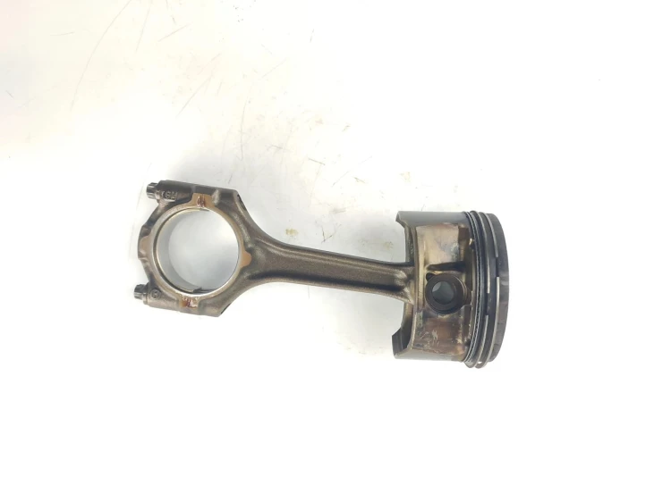 TŁOK KORBOWÓD OPEL ASTRA H LIFT (2006-2014) 1.6 16V 116KM