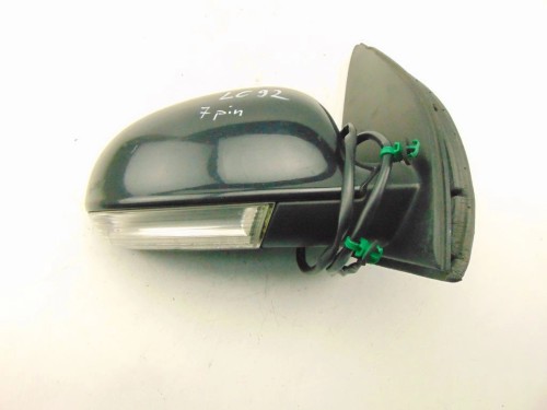 LUSTERKO PRAWE VOLKSWAGEN GOLF V 2.0 FSI