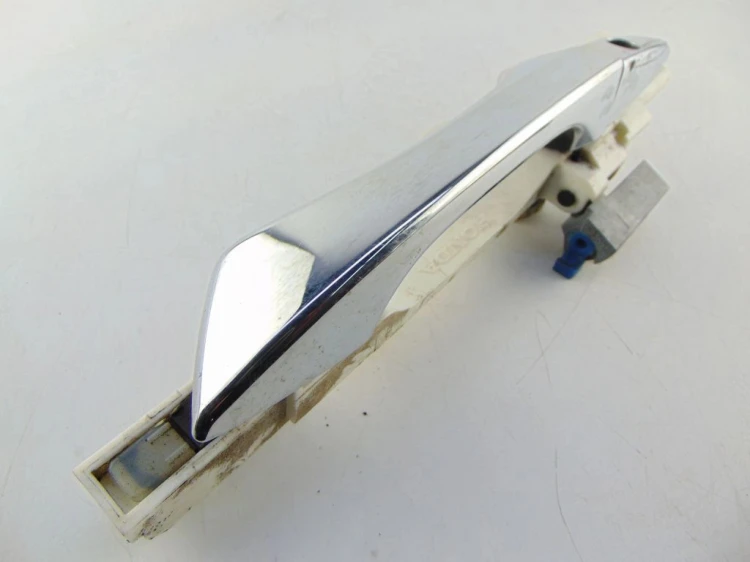 KLAMKA ZEWNĘTRZNA PRAWY PRZÓD HONDA ACCORD VIII (2008-2010) 2.2 I-DTEC 150