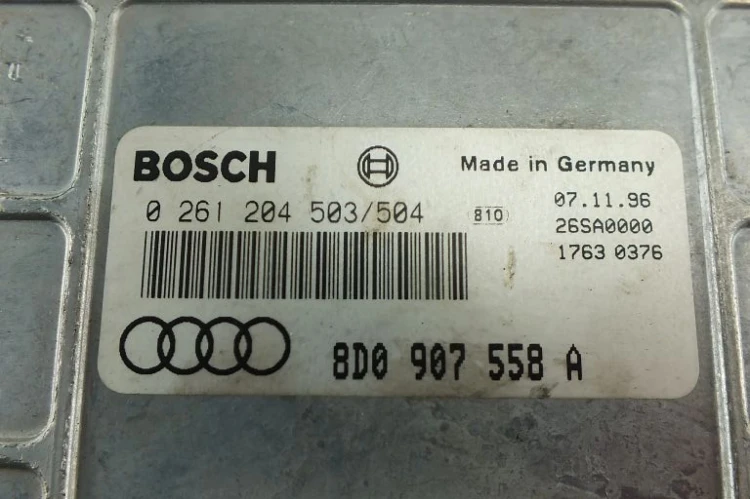 KOMPUTER STEROWNIK SILNIKA VOLKSWAGEN PASSAT B5 1.8 20v 8D0907558S