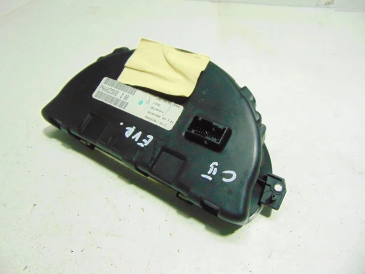 LICZNIK CITROEN C2 (2003-2009) 1.4 HDI 9660225880