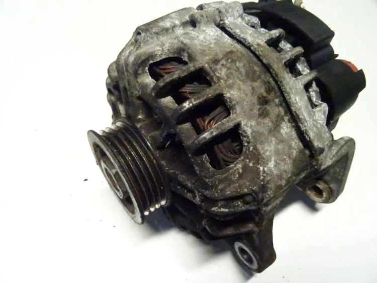ALTERNATOR NISSAN MICRA K12 23100-AX62A