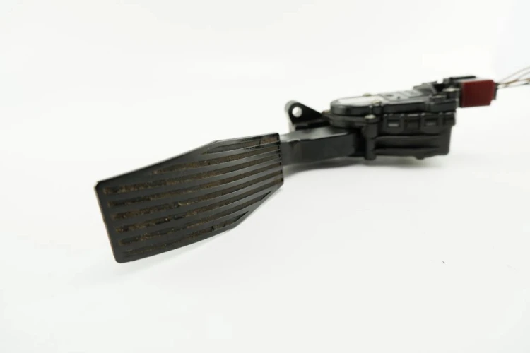 PEDAŁ GAZU POTENCJOMETR OPEL VECTRA C(2002-2008) 1.8 16V 9186724